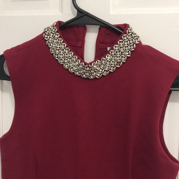 Mini Dress with pretty design collar - Picture 3 of 6